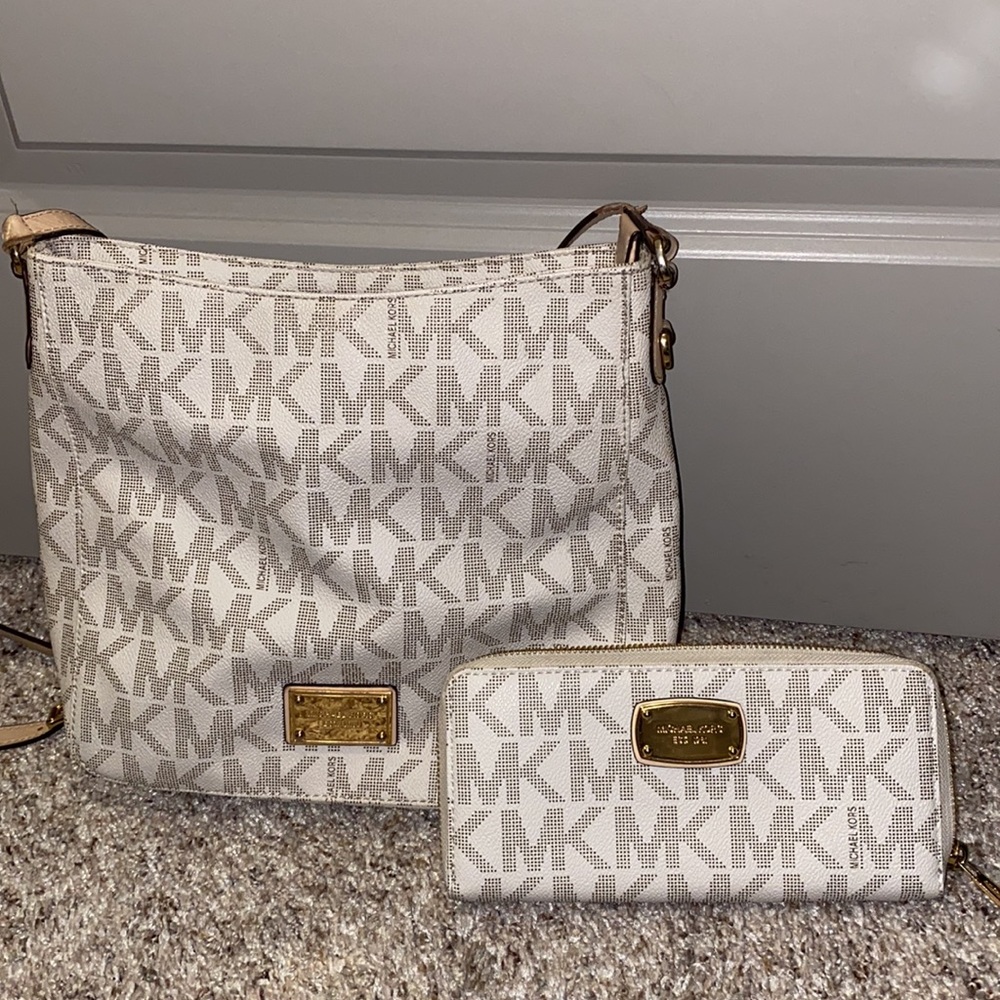 Michael Kors Crossbody with Matching Wallet